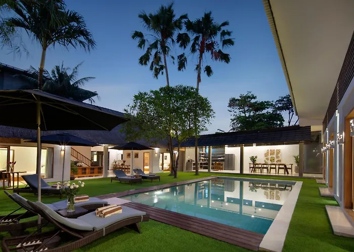 Location, 9 Bedr Pool Villa, Close To Villa *