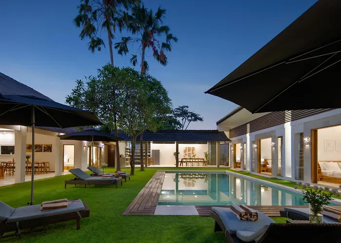 Location, 9 Bedr Pool Villa, Close To Seminyak